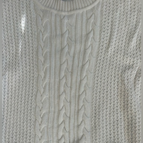 Banana Republic Cream Cable Knit Sweater Size Small - Picture 2 of 7